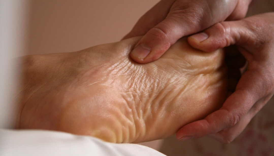 foot massage head massage bali villa